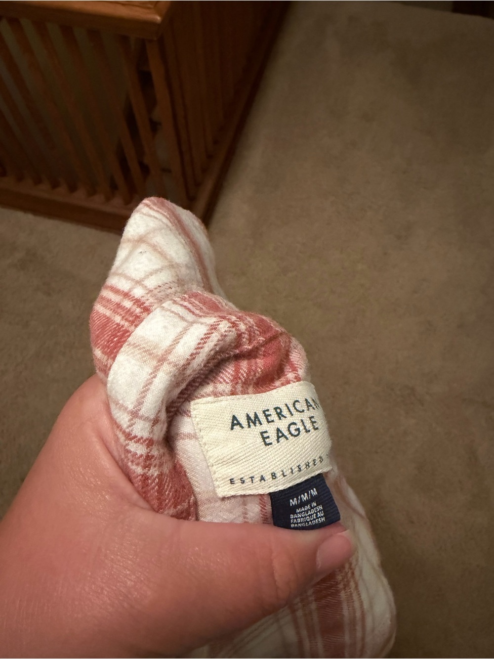 American Eagle Outfitters Plaid Women's Button-Down Shirt - Picture 2 of 2